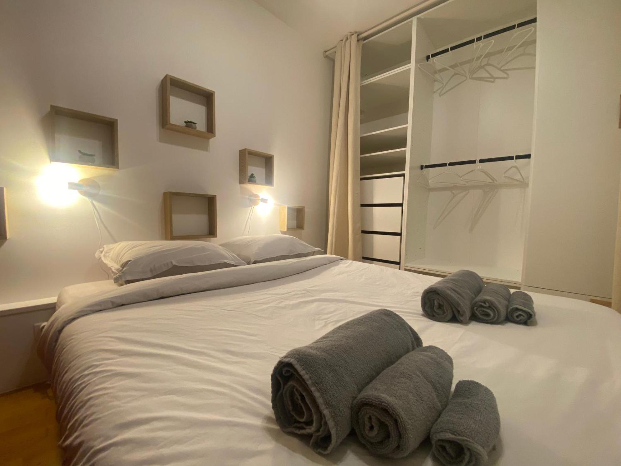Etablissement 3 Etoiles Avec Ascenseur, 3 Appartements Lumineux Vue Port Avec Balcon, 200M De La Mer, Wifi Fibre, Tous Service Inclus Dieppe Extérieur photo