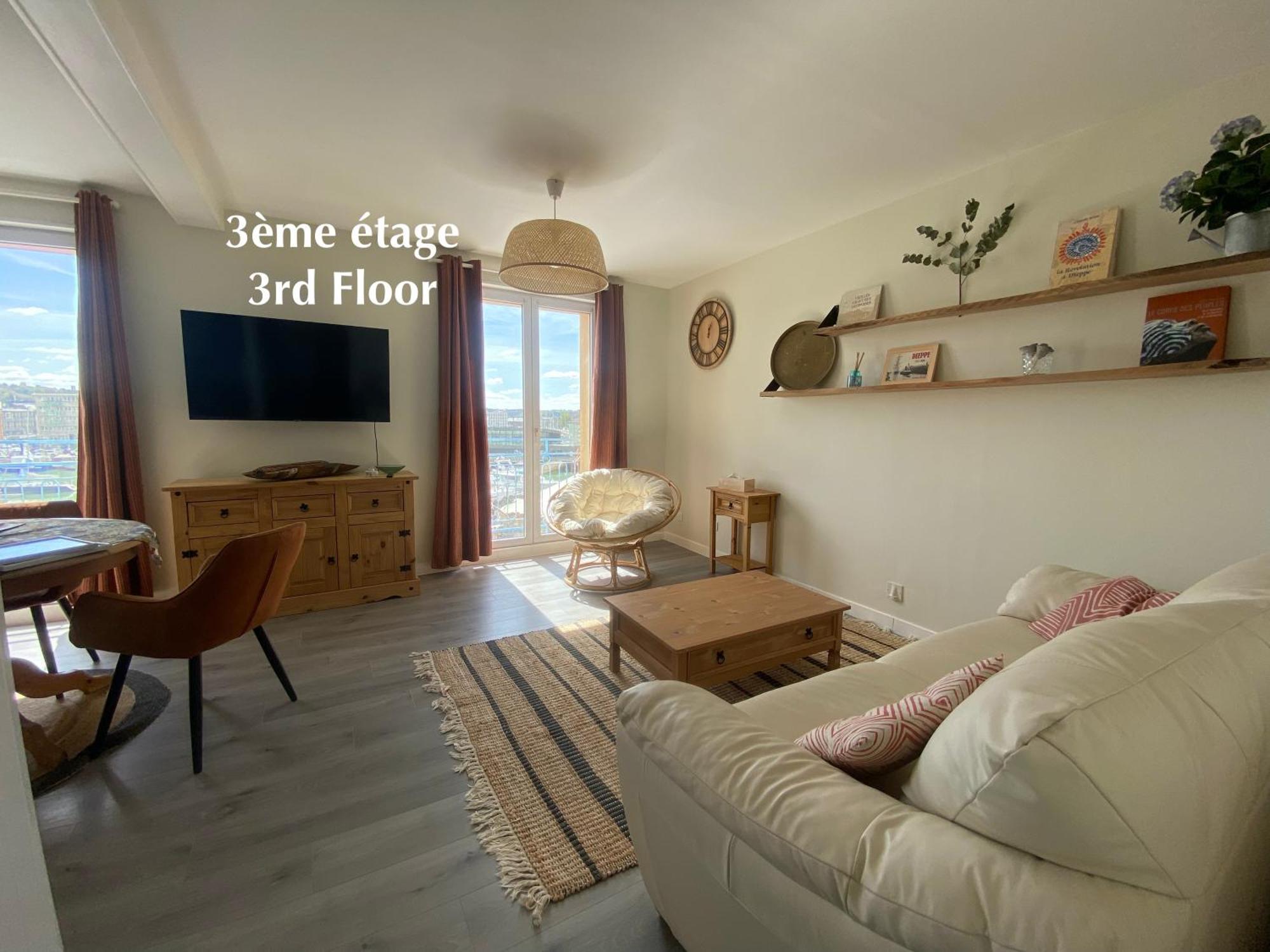 Etablissement 3 Etoiles Avec Ascenseur, 3 Appartements Lumineux Vue Port Avec Balcon, 200M De La Mer, Wifi Fibre, Tous Service Inclus Dieppe Extérieur photo